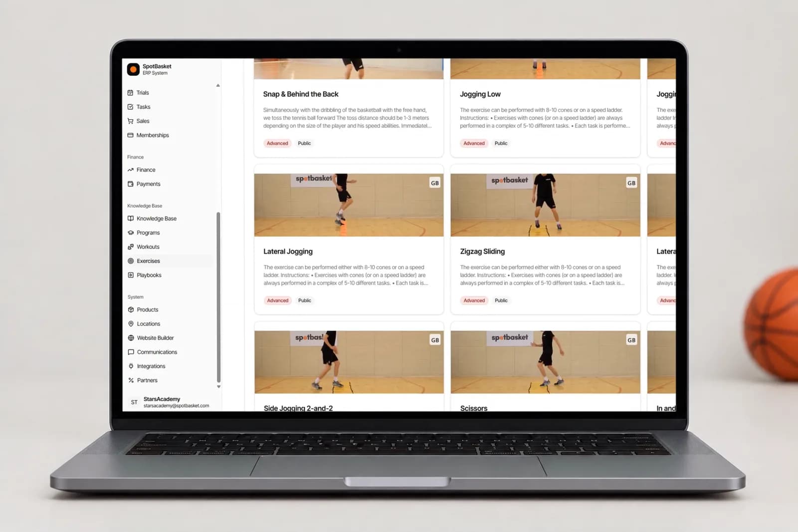 Карточка упражнения по баскетболу в SpotBasket OS с видео, схемой, возрастом и инвентарём